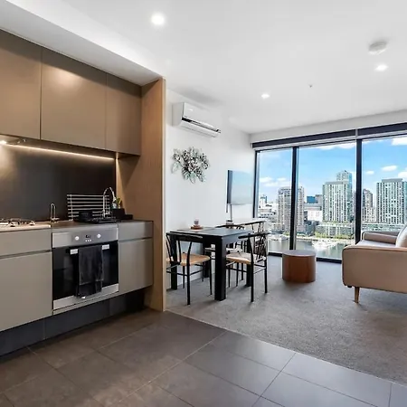 Marina Tower - 21St Floor Apt With Beautiful View Melbourne Exterior photo