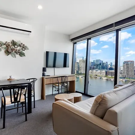 Marina Tower - 21St Floor Apt With Beautiful View Melbourne Exterior photo